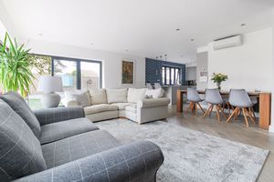 Photo 23- click for photo gallery